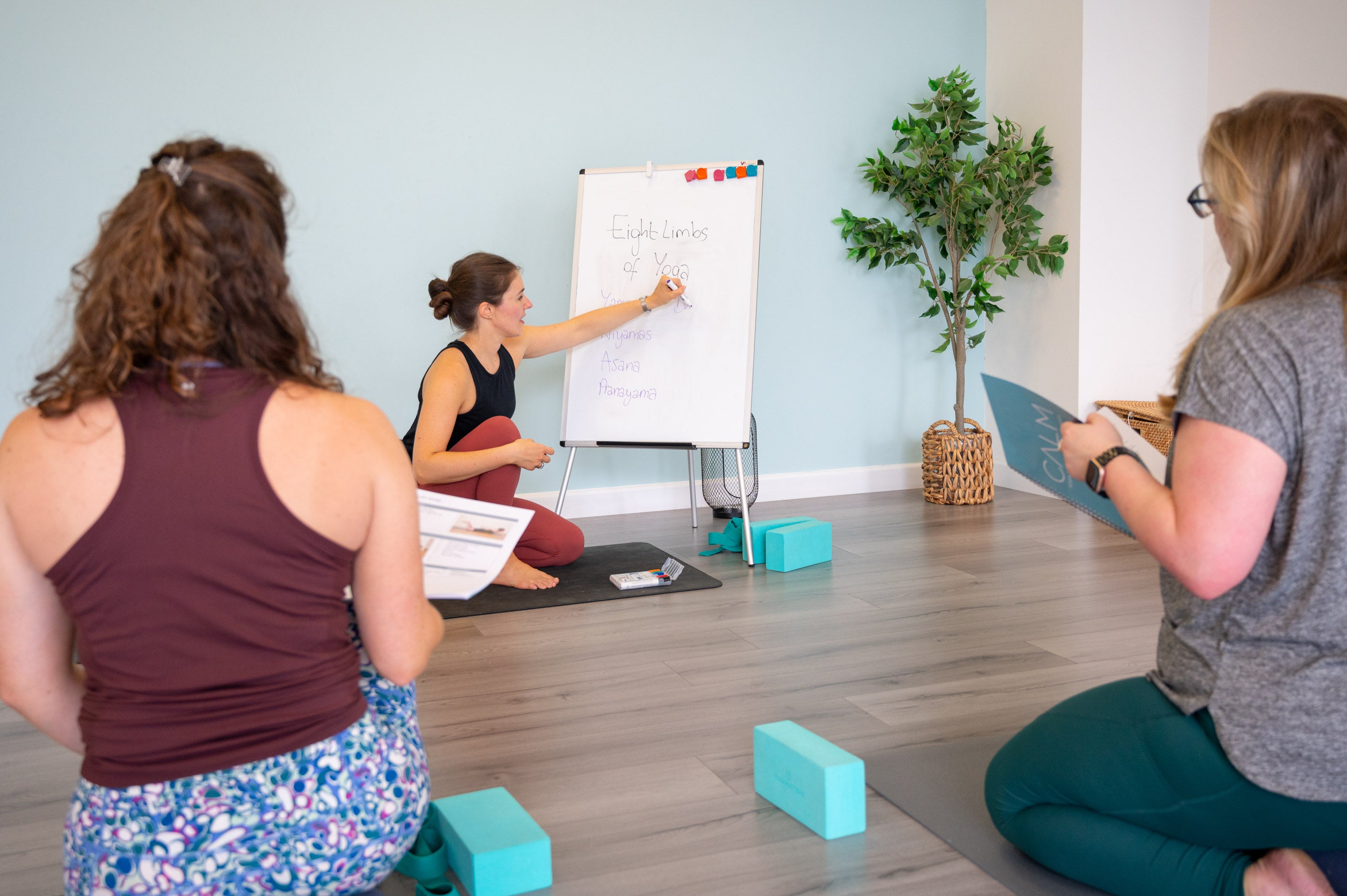 200 Hour Yoga Teacher Training in Sesimbra